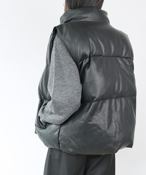 オーバーサイズ ハイネック ユニセックス フェイクダウンベスト