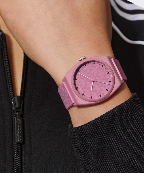 adidas（アディダス）の「adidas originals/アディダスオリジナルス PROJECT TWO GRFX 腕時計 ADS-AOST23052 メンズ レディース（アナログ腕時計・レディース・ピンク・FREE）」の5枚目の写真