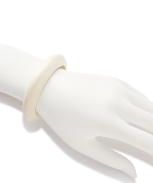 ROSE BUD（ローズバッド）の「(BRANCH)ウッドカフバングル（バングル/リストバンド・レディース・ホワイト/ブラウン・FREE）」の4枚目の写真