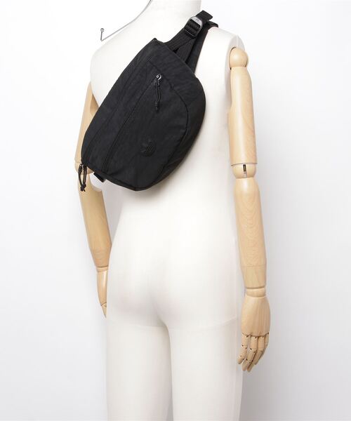 adidas（アディダス）の「アディダス アドベンチャー ウエストバッグ / アディダスオリジナルス adidas Originals（ボディバッグ/ウエストポーチ・メンズ・ブラック/グリーン・FREE）」の13枚目の写真