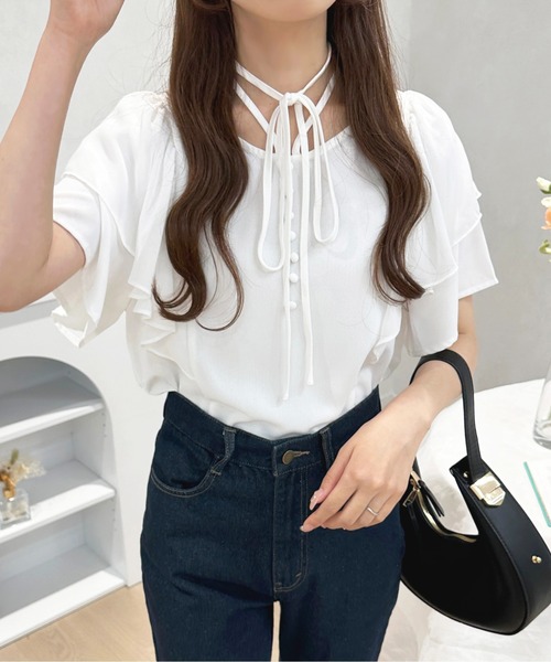 apres jour(アプレジュール)の「ストラップデザインブラウス【ZOZOTOWN限定アイテム】(シャツ/ブラウス・レディース・ピンクベージュ/ブラック系その他/オフホワイト/サックスブルー・フリー/X-LARGE)」の5枚目の写真