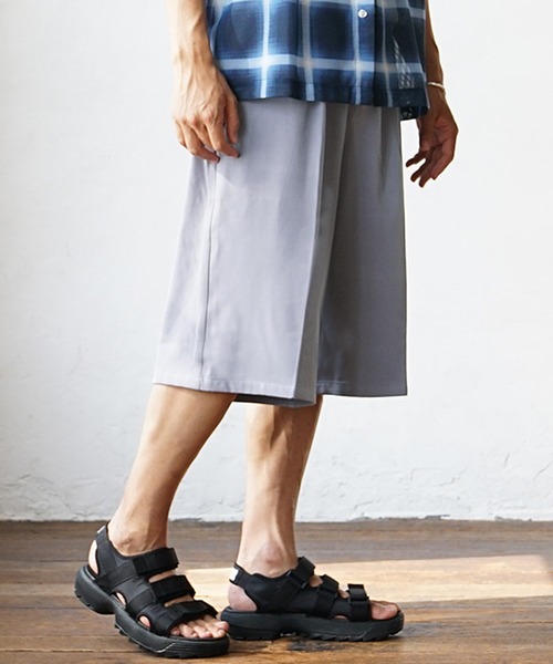 MinoriTY(マイノリティ)の「【MinoriTY】さらさら夏のとろみ素材ハーフパンツ ショートパンツ ショーツ メンズ 夏服 センタープレス(その他パンツ・メンズ・アイボリー/ブラック/グレー/グリーン・M/L/S)」の5枚目の写真