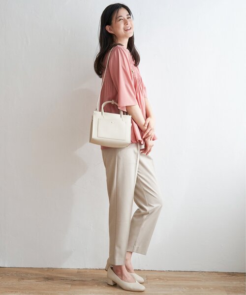 ikka（イッカ）の「リネンライクテーパードパンツ（その他パンツ・レディース・ベージュ/ブルー系その他/ブラック・M/L）」の4枚目の写真