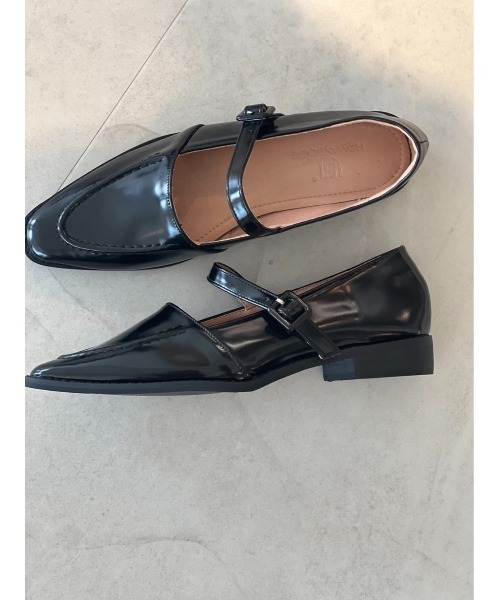 Birthday room（バースデイルーム）の「ストラップ付フラットパンプス（ドレスシューズ・レディース・ブラック/アイボリー・24.5/23.5）」の6枚目の写真