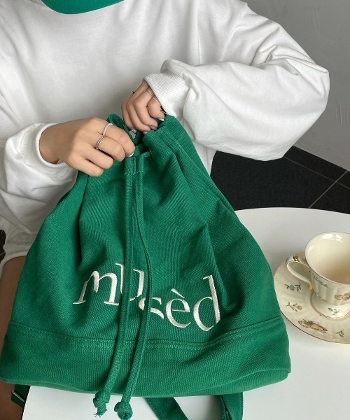 LAC-VERT(ラック・ヴェール)の「【新色登場】musedキャンバス巾着ナップサック【動画あり】(バックパック/リュック・レディース・ブラック/ブラウン/ホワイト/グリーン/ライトグレー/ライトブルー・FREE)」の10枚目の写真