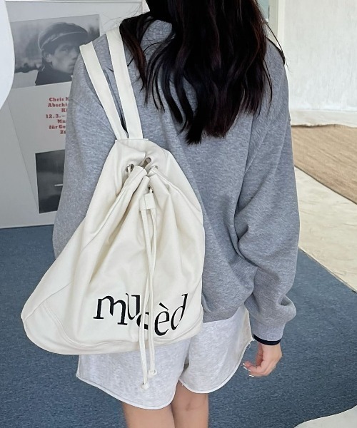 LAC-VERT(ラック・ヴェール)の「【新色登場】musedキャンバス巾着ナップサック【動画あり】(バックパック/リュック・レディース・ブラック/ブラウン/ホワイト/グリーン/ライトグレー/ライトブルー・FREE)」の14枚目の写真