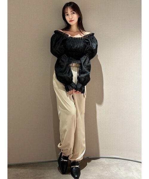 dazzlin（ダズリン）の「バルーンオーガンチュール長袖ブラウス（シャツ/ブラウス・レディース・ブラック/ベージュ/グレー・FREE）」の22枚目の写真