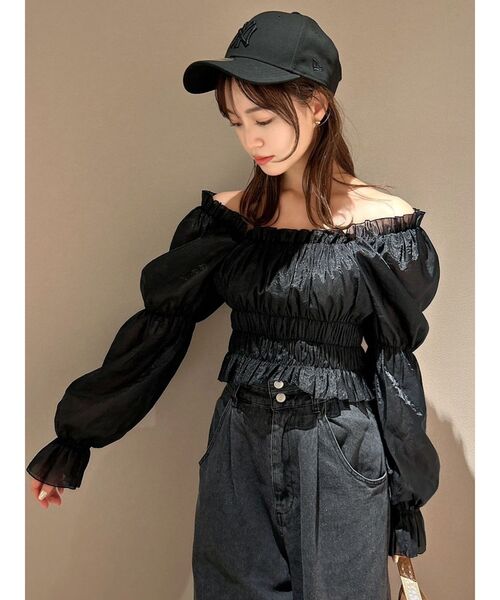 dazzlin（ダズリン）の「バルーンオーガンチュール長袖ブラウス（シャツ/ブラウス・レディース・ブラック/ベージュ/グレー・FREE）」の2枚目の写真