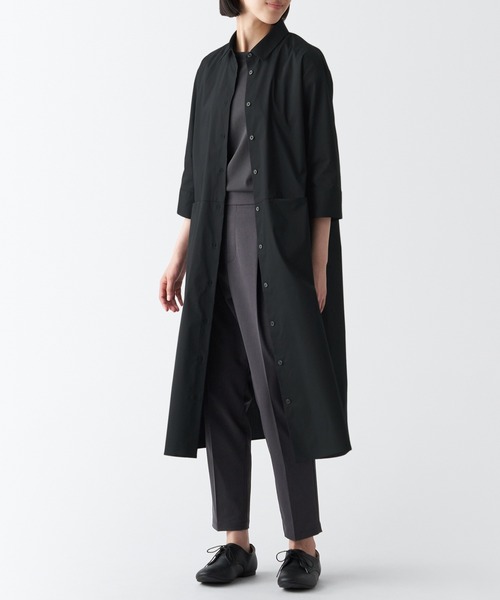 無印良品（ムジルシリョウヒン）の「コットン混サテンワンピース（ワンピース・レディース・ネイビー系/ブラック・M/XS/S/XXL/XL/L）」の14枚目の写真