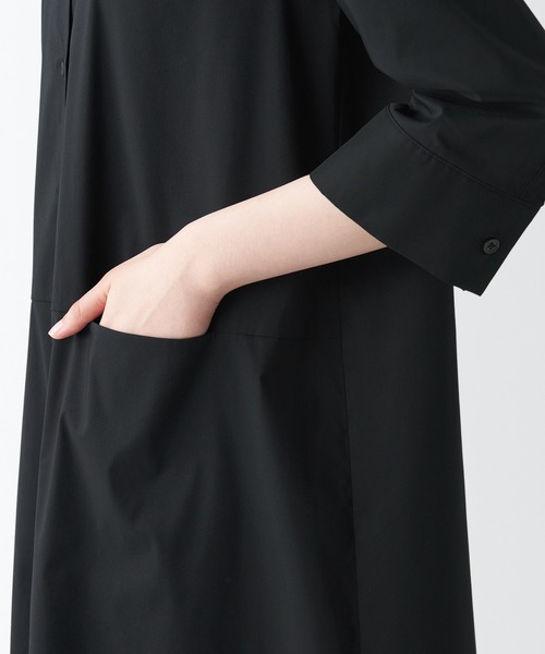 無印良品（ムジルシリョウヒン）の「コットン混サテンワンピース（ワンピース・レディース・ネイビー系/ブラック・M/XS/S/XXL/XL/L）」の4枚目の写真