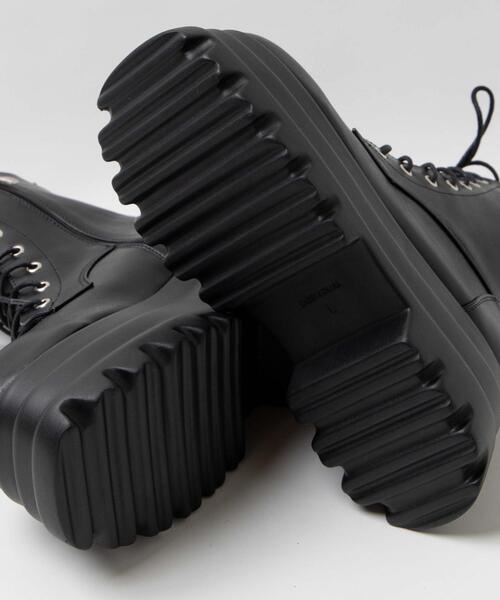 WEGO(ウィゴー)の「WEGO/ボリュームレースアップショートブーツ(ブーツ・レディース・ブラック・MEDIUM/LARGE)」の21枚目の写真