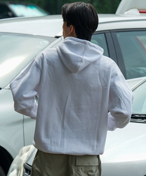 FILA(フィラ)の「【FILA/フィラ】デカロゴプリント 裏起毛フーディー プルパーカー(パーカー・メンズ・杢グレー/ブラック/ホワイト/ネイビー・MEDIUM/LARGE/X-LARGE)」の8枚目の写真
