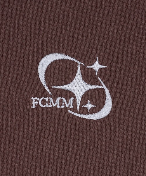 FCMM(エフシーエムエム)の「【日本限定アイテム】COSMIC LOGO CREWNECK/コズミックロゴクルーネック(スウェット・メンズ・ブラック/グレー/ブラウン・SMALL/LARGE)」の21枚目の写真
