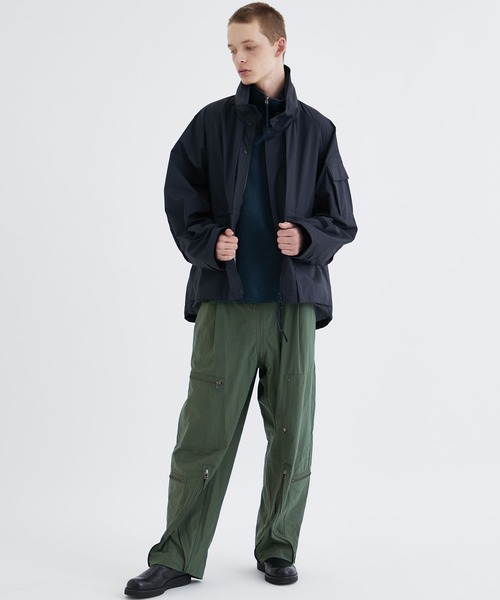Product Twelve(プロダクトトゥエルブ)の「【Product Twelve / プロダクトトゥエルブ】Breathable Waterproof Jacket(マウンテンパーカー・メンズ・ブラック/ライトグリーン・2/3)」の4枚目の写真