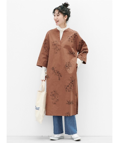 Live in comfort（リブインコンフォート）の「リブ　イン　コンフォート　メロウ遣いで華やぎプラス　綿混素材のタートルネックリブカットソートップス（Tシャツ/カットソー・レディース・杢グレー/ブラック/オフホワイト・3L/M/LL/L/S/4L）」の7枚目の写真