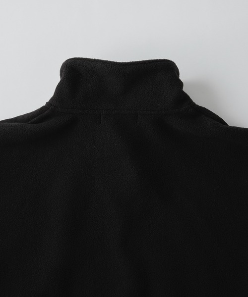 CALLNE（カルネ）の「【CALLNE】 Halfzip Standneck Fleece Pullover / ハーフジップスタンドネックフリースプルオーバー（スウェット・メンズ・ブラック/グレー・M/L）」の7枚目の写真