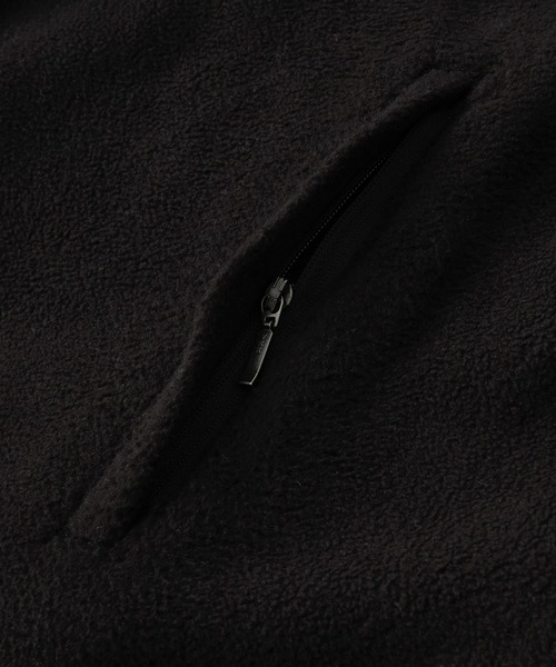 CALLNE（カルネ）の「【CALLNE】 Halfzip Standneck Fleece Pullover / ハーフジップスタンドネックフリースプルオーバー（スウェット・メンズ・ブラック/グレー・M/L）」の9枚目の写真