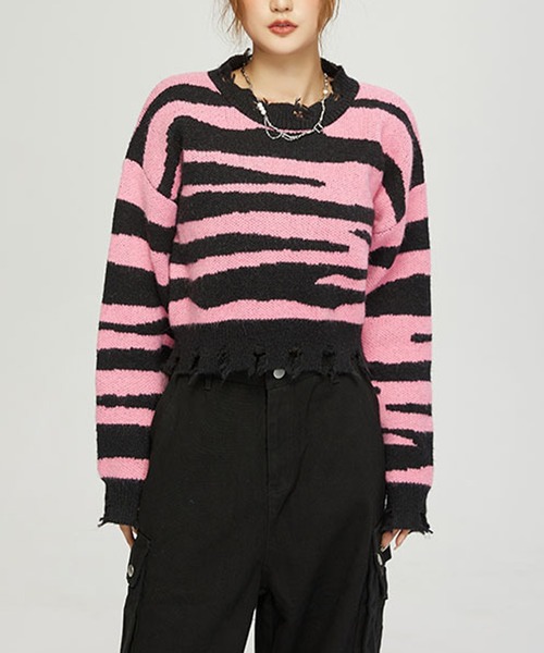HOOK(フック)の「【HOOK】for girls ゼブラ模様ニット ショット丈(ニット/セーター・レディース・ホワイト/ピンク・S/L/M)」の8枚目の写真