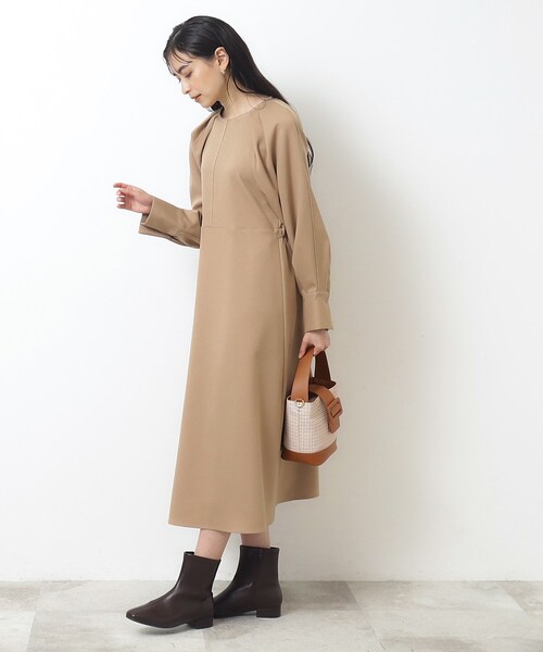 OPAQUE.CLIP（オペークドットクリップ）の「◆配色ステッチ フィット＆フレアワンピース【洗濯機洗い可】（ワンピース・レディース・サンドベージュ/ブラック/オフホワイト・36/38）」の7枚目の写真