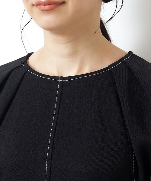 OPAQUE.CLIP（オペークドットクリップ）の「◆配色ステッチ フィット＆フレアワンピース【洗濯機洗い可】（ワンピース・レディース・サンドベージュ/ブラック/オフホワイト・36/38）」の16枚目の写真