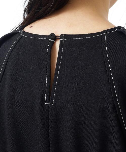 OPAQUE.CLIP（オペークドットクリップ）の「◆配色ステッチ フィット＆フレアワンピース【洗濯機洗い可】（ワンピース・レディース・サンドベージュ/ブラック/オフホワイト・36/38）」の17枚目の写真