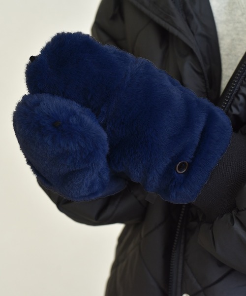 DAY CLOSET（デイ クローゼット）の「【スマホ対応/2WAY/指なしorミトン】もこもこファー指カバー付き手袋 レディース（手袋・レディース・アイボリー/ピンク/ベージュ/ブラック/グレイッシュベージュ/ブルーグレー/ネイビー/ライトグレー・ONE SIZE）」の21枚目の写真
