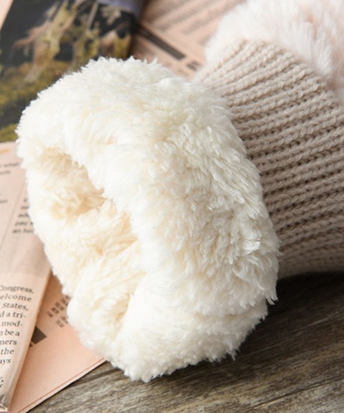 DAY CLOSET（デイ クローゼット）の「【スマホ対応/2WAY/指なしorミトン】もこもこファー指カバー付き手袋 レディース（手袋・レディース・アイボリー/ピンク/ベージュ/ブラック/グレイッシュベージュ/ブルーグレー/ネイビー/ライトグレー・ONE SIZE）」の22枚目の写真