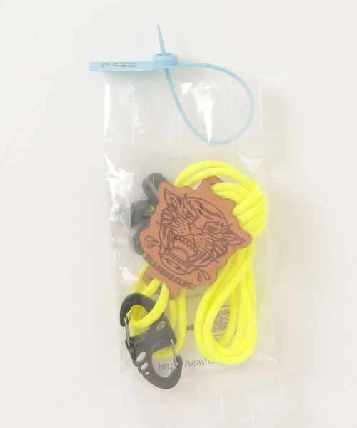 FREAK'S STORE（フリークスストア）の「SEASHORE INC./シーショア インク Case Holder-Tiger/スマホホルダー/ストラップ（スマホグッズ・メンズ・グレー/ブラック/ピンク/イエロー・ONE SIZE）」の3枚目の写真