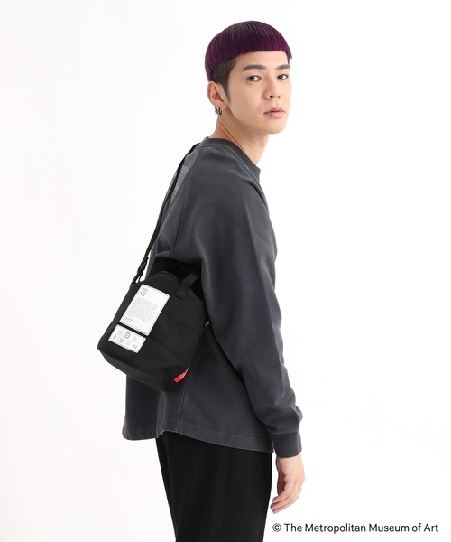 【美品】Manhattan Portage ショルダーバッグ　ブラック　別注 美品】Manhattan Portage 大容量ショルダー（Manhattan Portage