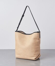 UNITED ARROWS  シート ワンハンドル ショルダーバッグ　美品です！ UNITED ARROWS シートワンハンドル ショルダーバッグ ブラック