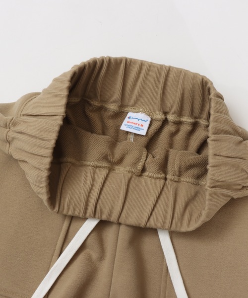 Champion(チャンピオン)の「【Champion/チャンピオン】レディース スウェットショーツ(スウェットパンツ・レディース・ダークグリーン/ヘザーグレー/ベージュ/チャコール・LARGE/MEDIUM)」の20枚目の写真