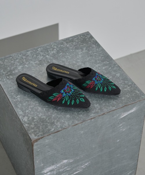 新品未使用 guポインテッドフラットサンダルMサイズゴールド セール