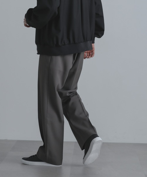 NANO universe（ナノユニバース）の「ストレッチツイルストレートスラックス(セットアップ可)（スラックス・メンズ・ブラック/ブルーグレー/チャコール・S/M/L）」の7枚目の写真