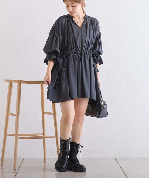 one after another NICE CLAUP（ワンアフターアナザーナイスクラップ）の「サイドリボン/ウェストドロストチュニック【WEB限定商品】（チュニック・レディース・チャコールグレー/アイボリー/ピンク・FREE）」の5枚目の写真