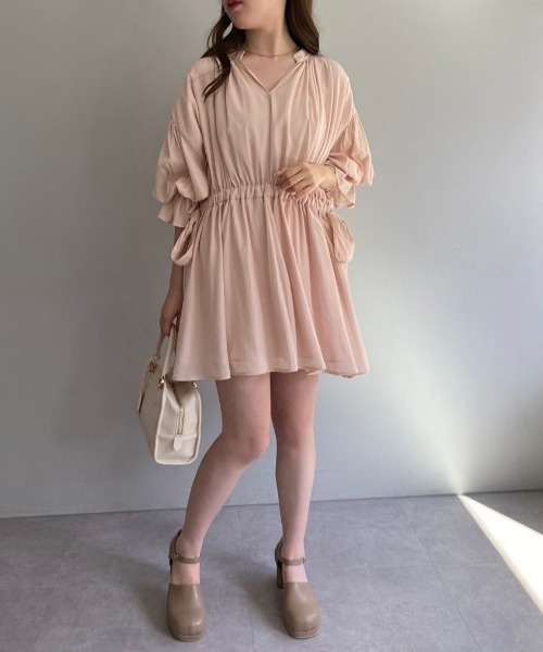 one after another NICE CLAUP（ワンアフターアナザーナイスクラップ）の「サイドリボン/ウェストドロストチュニック【WEB限定商品】（チュニック・レディース・チャコールグレー/アイボリー/ピンク・FREE）」の20枚目の写真