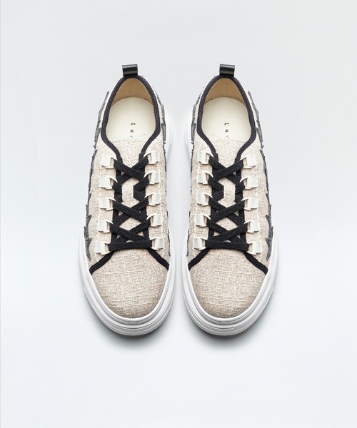 Lucida（ルシーダ）の「Stardust/デザイン厚底スニーカー（スニーカー・レディース・ベージュ/ブラック×ホワイト/ホワイト×ブラック/シルバー/ブラック系その他/ホワイト系その他/ベージュ×ブラック・35/36/37/38/39/40）」の15枚目の写真