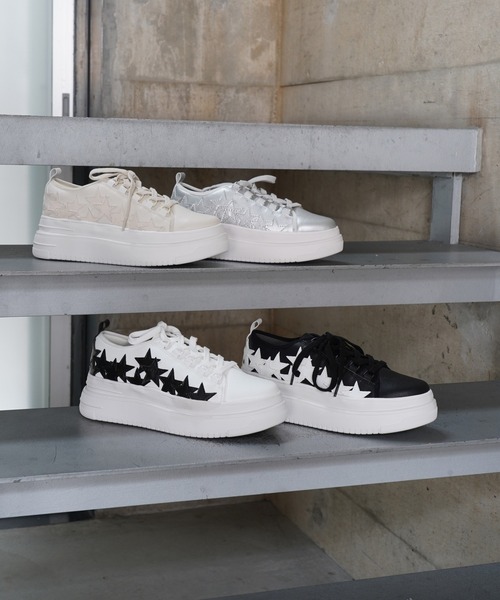 Lucida（ルシーダ）の「Stardust/デザイン厚底スニーカー（スニーカー・レディース・ベージュ/ブラック×ホワイト/ホワイト×ブラック/シルバー/ブラック系その他/ホワイト系その他/ベージュ×ブラック・35/36/37/38/39/40）」の21枚目の写真