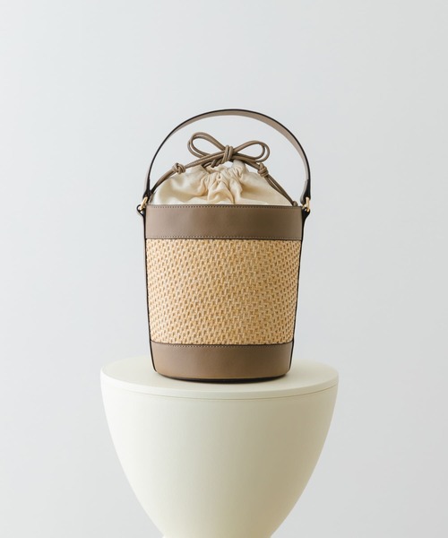 RODE SKO(ロデスコ)の「バケットショルダーバッグ(ショルダーバッグ・レディース・グレー系その他/ホワイト・ONE)」の2枚目の写真