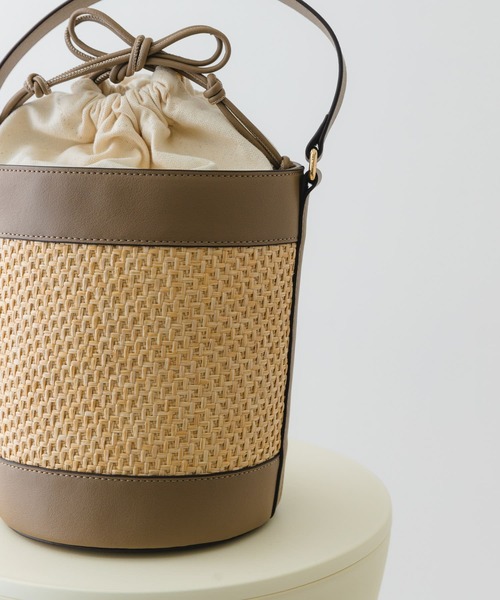 RODE SKO(ロデスコ)の「バケットショルダーバッグ(ショルダーバッグ・レディース・グレー系その他/ホワイト・ONE)」の14枚目の写真