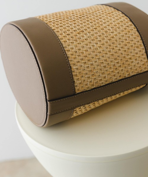 RODE SKO(ロデスコ)の「バケットショルダーバッグ(ショルダーバッグ・レディース・グレー系その他/ホワイト・ONE)」の15枚目の写真