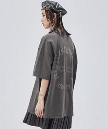 オーバーサイズ ラインストーンクロスモチーフロゴTシャツ