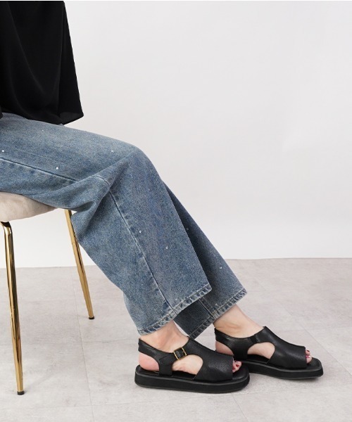 Piedi Nudi(ピエディヌーディ)の「hocco/ホッコ 甲深 レザーオープントゥサンダル(サンダル・レディース・ダークブラウン/ブラック/アイボリー・24.5cm/24.0cm/23.5cm/23.0cm/22.5cm)」の11枚目の写真