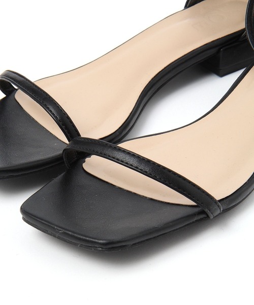 LAKOLE（ラコレ）の「細ストラップサンダル / 113993（サンダル