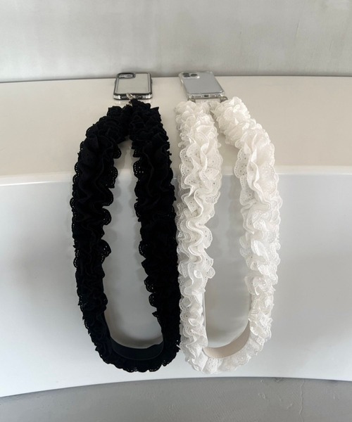 Me%（ミィパーセント）の「【ストラップシート付き】コットンレースモバイルショルダーストラップ 121082（スマホグッズ・レディース・ブラック/ホワイト・FREE）」の4枚目の写真