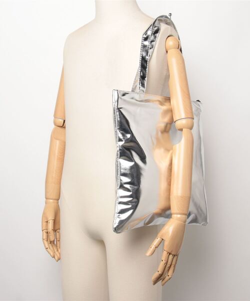 Theater code(シアターコード)の「▲metallic tote bag / メタリック トートバッグ シルバー(トートバッグ・メンズ・シルバー・FREE)」の12枚目の写真