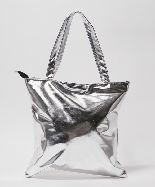 Theater code(シアターコード)の「▲metallic tote bag / メタリック トートバッグ シルバー(トートバッグ・メンズ・シルバー・FREE)」の5枚目の写真