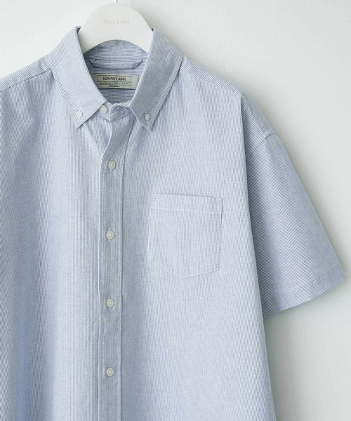 URBAN RESEARCH Sonny Label（アーバンリサーチサニーレーベル）の「『XLサイズ/WEB限定/抗菌/イージーケア』オックスボタンダウン半袖シャツ（シャツ/ブラウス・メンズ・ライトブルー/ネイビー/ストライプ/ホワイト/ブラック系その他/ホワイト系その他/グレー系その他・MEDIUM/LARGE/X-LARGE）」の7枚目の写真