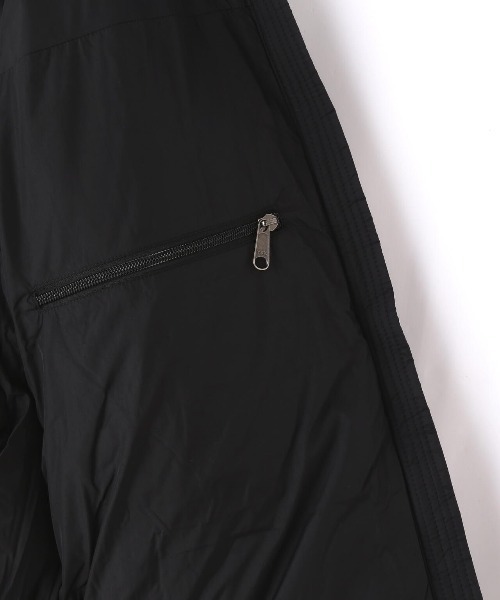 THE NORTH FACE（ザノースフェイス）の「THE NORTH FACE/ザ・ノース・フェイス  Nuptse Hoodie ヌプシフーディー ND92331  2024年秋冬入荷モデル（ダウンジャケット/コート・メンズ・ブラック・S/M/L/XL）」の6枚目の写真