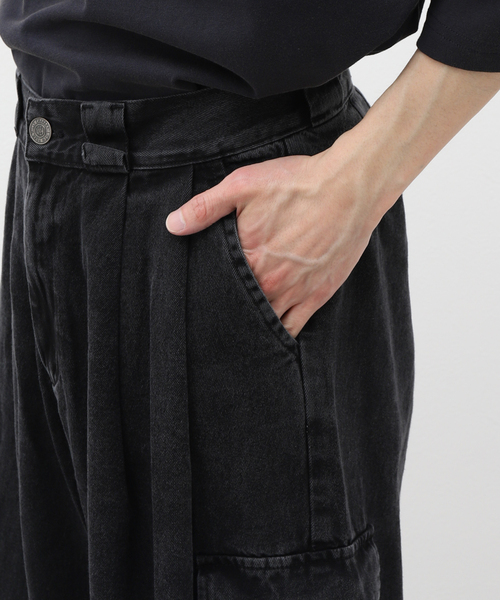 WILLY CHAVARRIA(ウィリーチャバリア)の「WILLY CHAVARRIA DENIM CARGO POCKET BSP505-B(デニムパンツ・メンズ・ブラック系その他・SMALL/MEDIUM)」の9枚目の写真