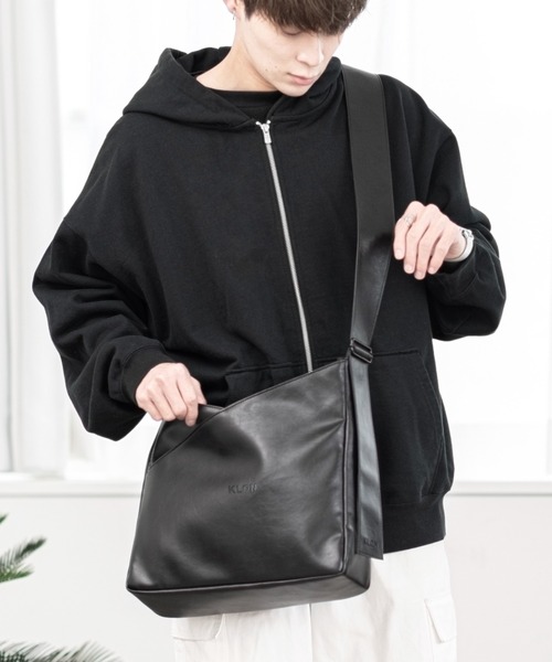 KLON（クローン）の「KLON BUTTERFLY SHOULDER BAG（ショルダーバッグ・レディース・ブラック・FREE）」の16枚目の写真